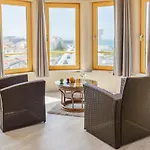 Pksc - Surfers House 3*