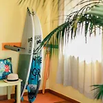 Konukevi Pksc - Surfers House Peniche
