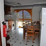 Konukevi Pksc - Surfers House 3*