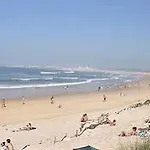 Pksc - Surfers House 3* Peniche