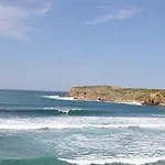 Konukevi Pksc - Surfers House 3*
