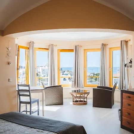 Pensión Pksc - Surfers House 3*