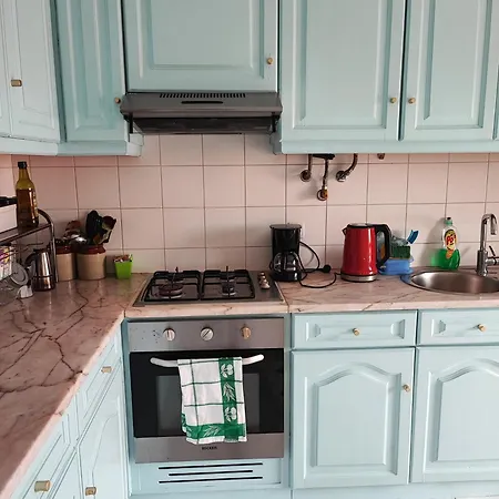 Pksc - Surfers House Affittacamere 3*