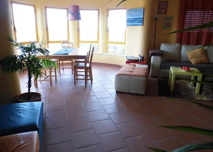 Pksc - Surfers House 3* Peniche